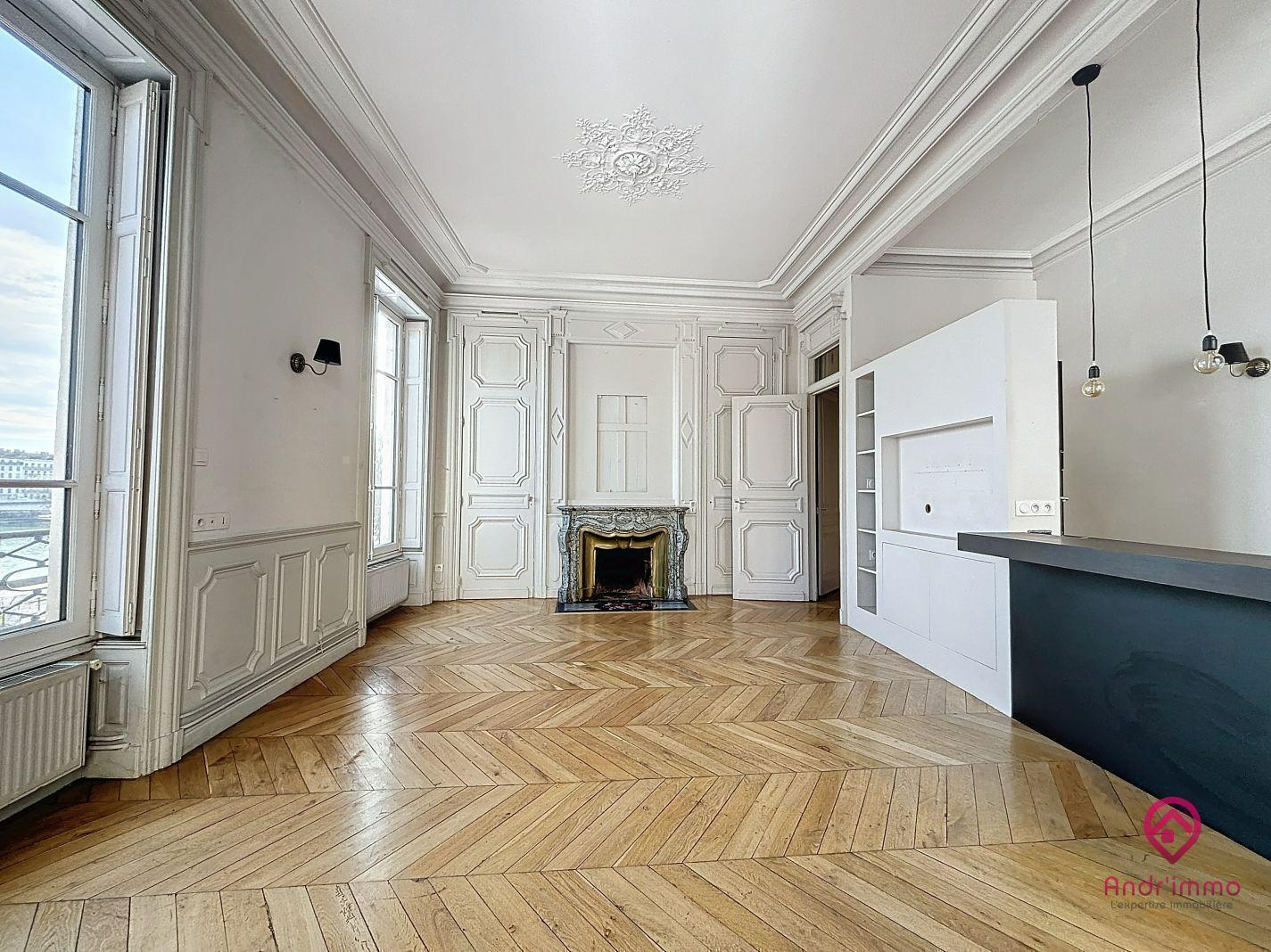 EXCLUSIVITÉ – LYON 02 Quais du Rhône/Charité- Appartement 3 pièces 89m²