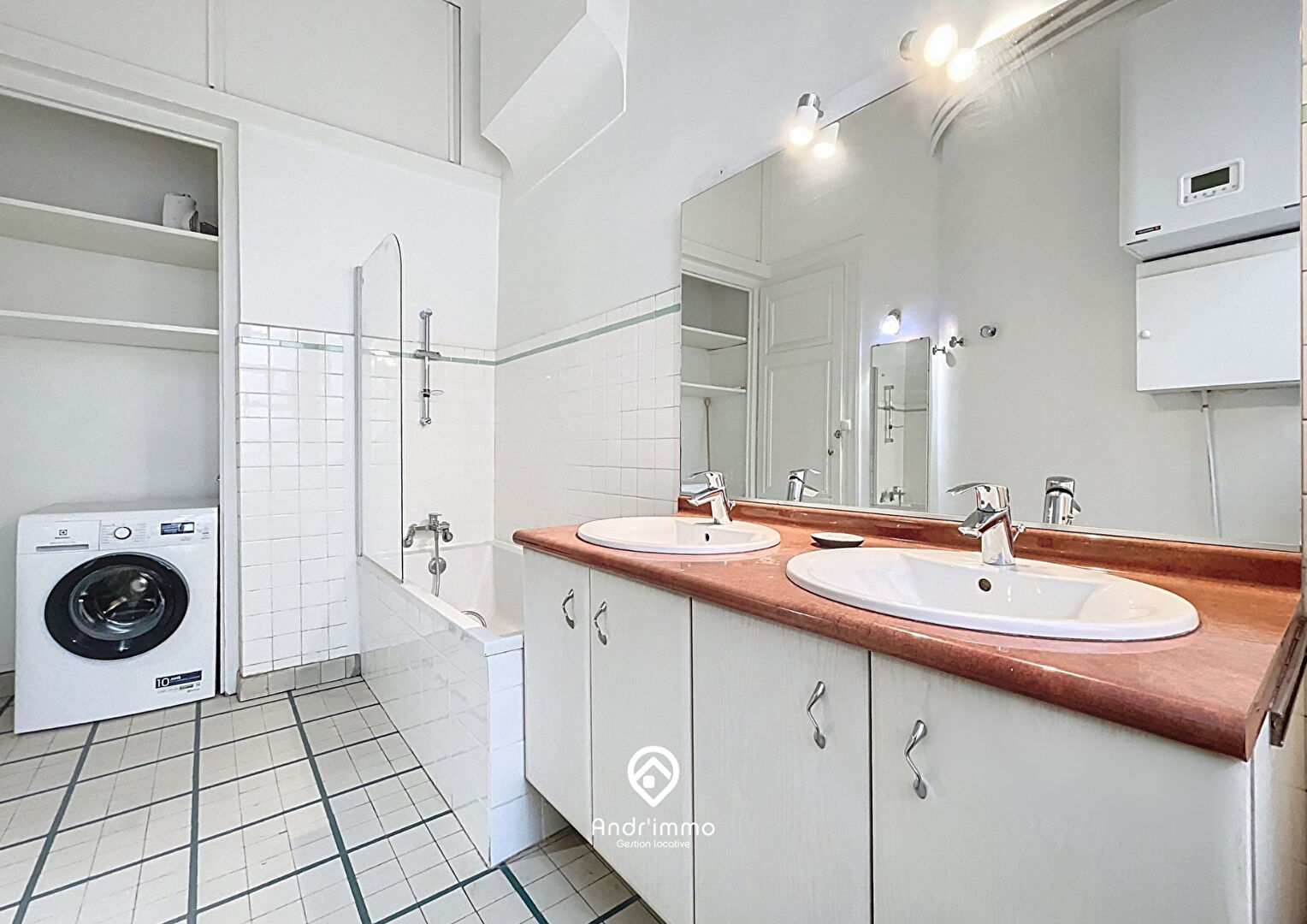 MAJESTIC – Appartement meublé 3 pièces de 120.25m² – LYON 02 GAILLETON