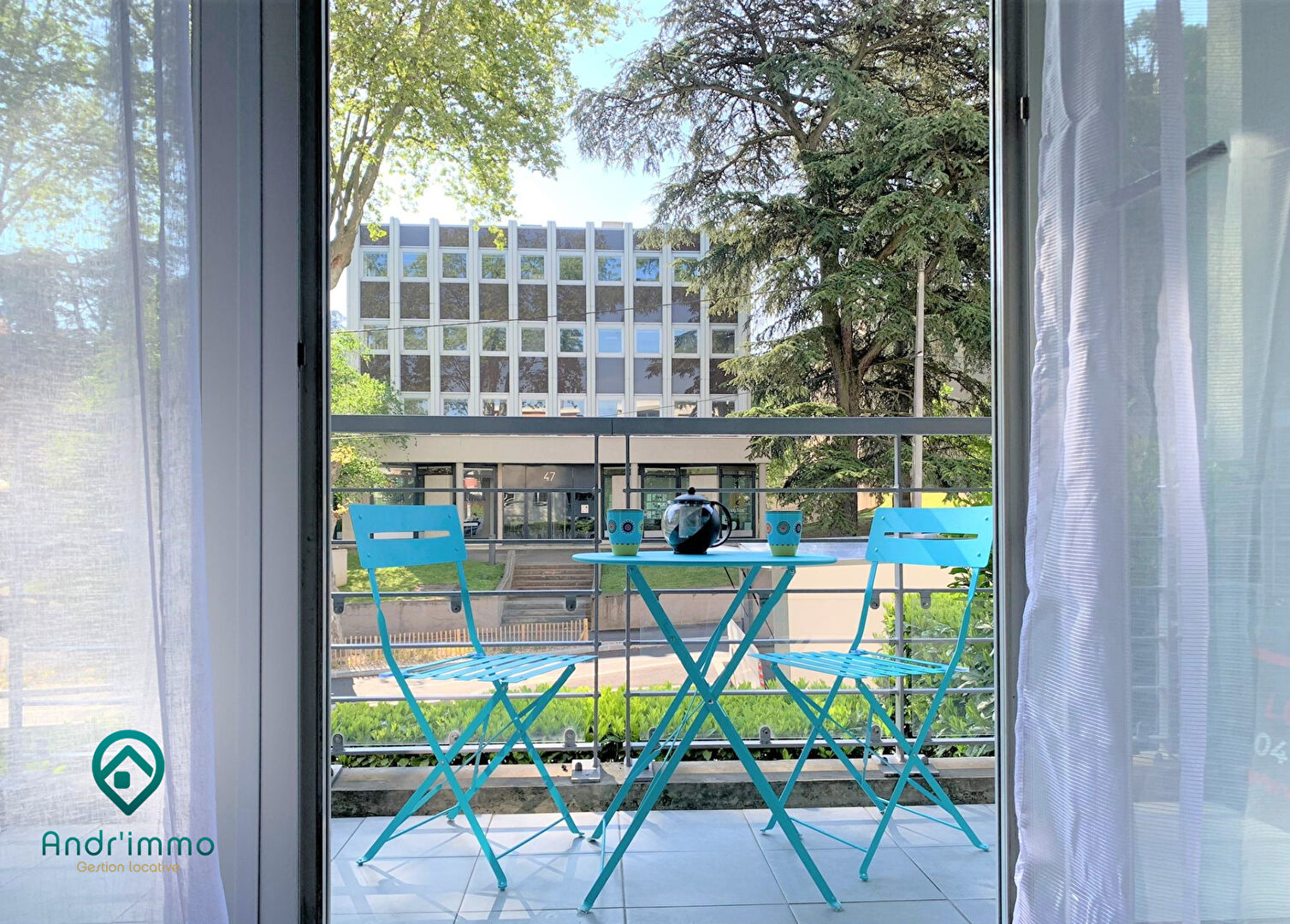 CARRÉ VICTOR – Appartement meublé 3 pièces avec loggia et garage – TASSIN HORLOGE