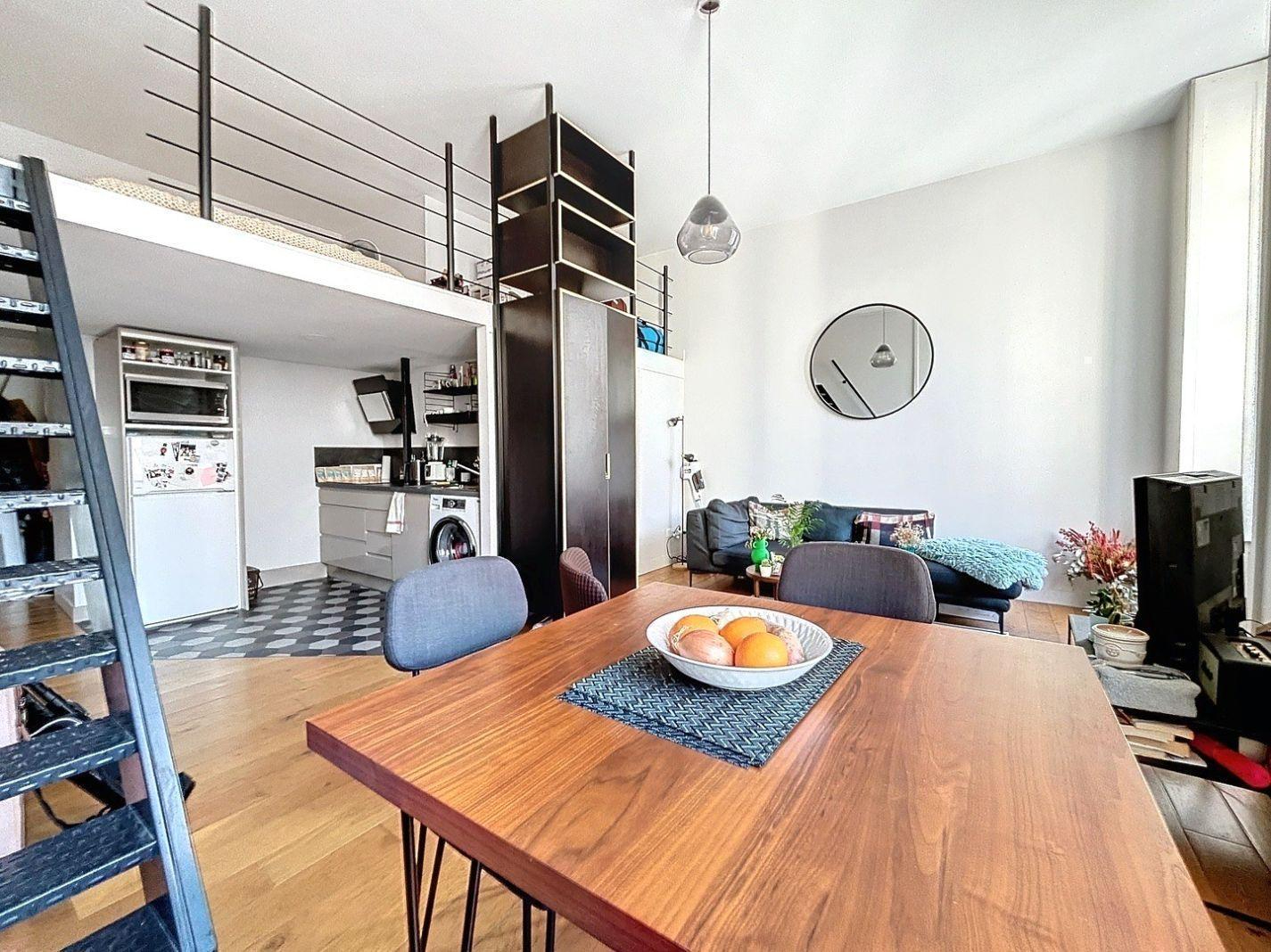 CONDÉ-06 – T1bis meublé 42m² – LYON 02 AINAY