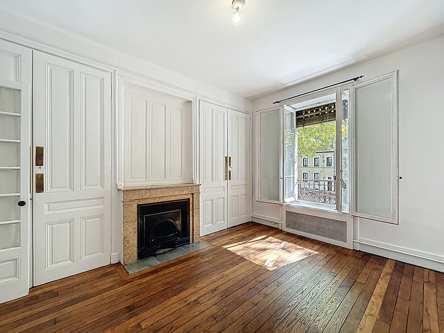 CLOS JOUVE – T3 de 76m² LYON 04 CHARTREUX
