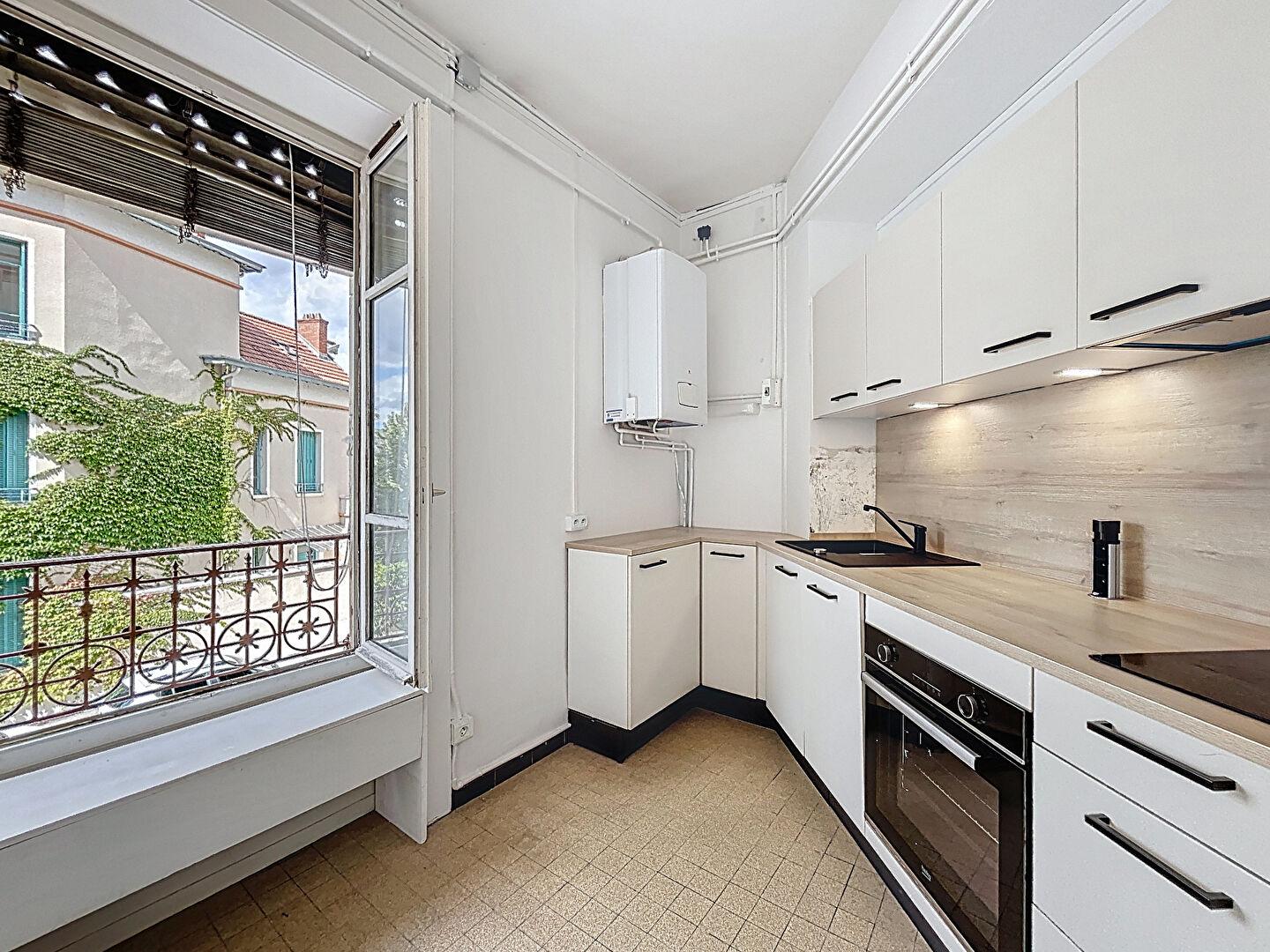 CLOS JOUVE – T3 de 76m² LYON 04 CHARTREUX