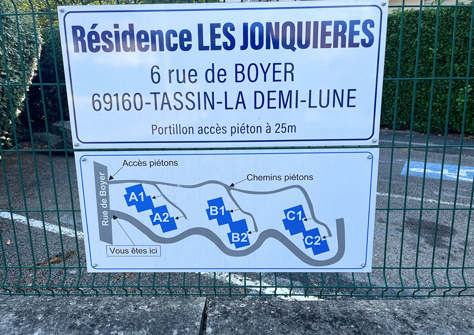 JONQUIERES – T3 de 52m² avec balcon, cave et parking – TASSIN-LA-DEMI-LUNE