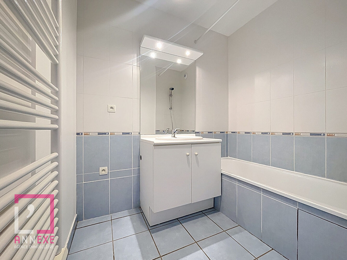 BLOOM – T2 de 42 m² avec balcon, cave et garage double