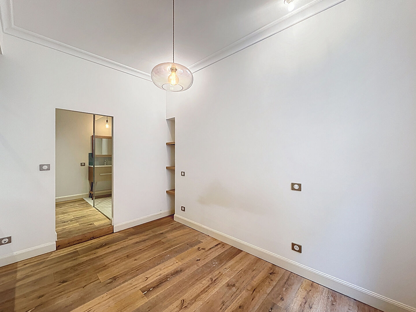 GIOVANNI – Appartement T4 de 102,70m² – 69001 CROIX-ROUSSE