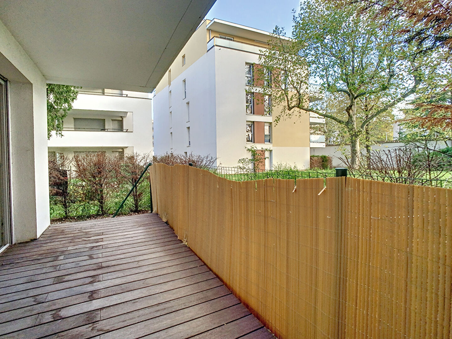 LES LODGES DU 8EME – Appartement meublé 3 pièces avec terrasse et garage en sous-sol – LYON 8
