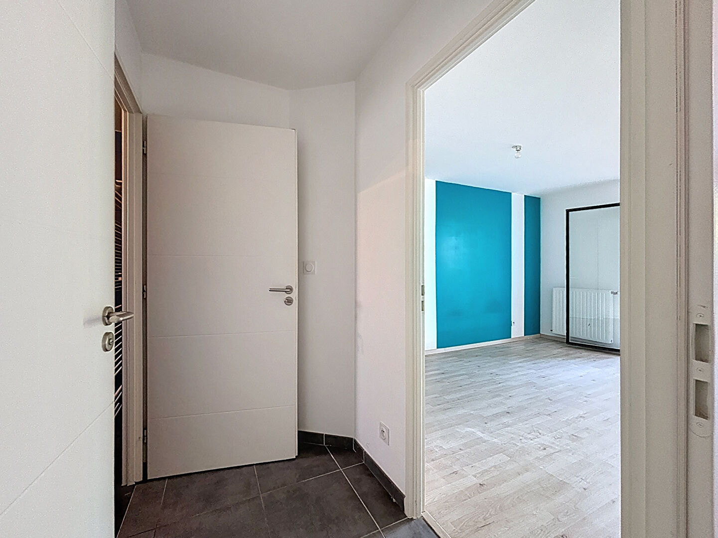 SEQUOIAS – T2 de 47,33m²  avec Terrasse et Garage en sous-sol- OULLINS PIERRE-BENITE