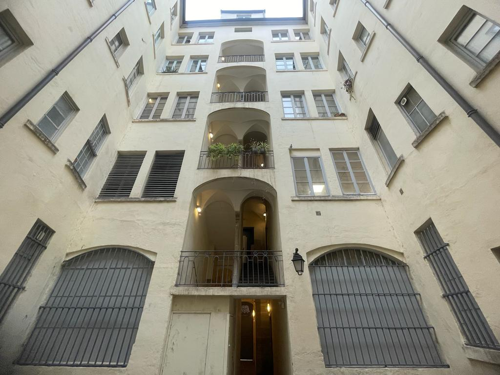 Bureaux de 105.85m² – LYON 01 HOTEL DE VILLE