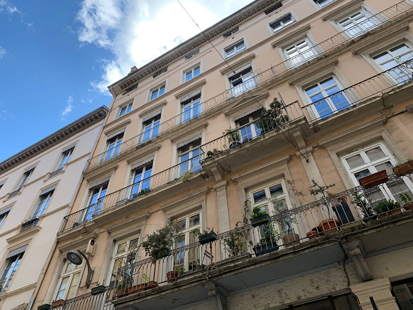 Studio meublé de 25m² – LYON 02 AMPERE V.HUGO