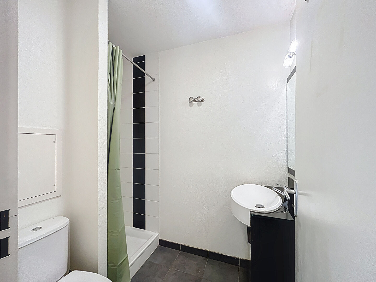 MICHEL ANGE D108 – Studio meublé de 19m²  – LYON 07 ROUTE DE VIENNE