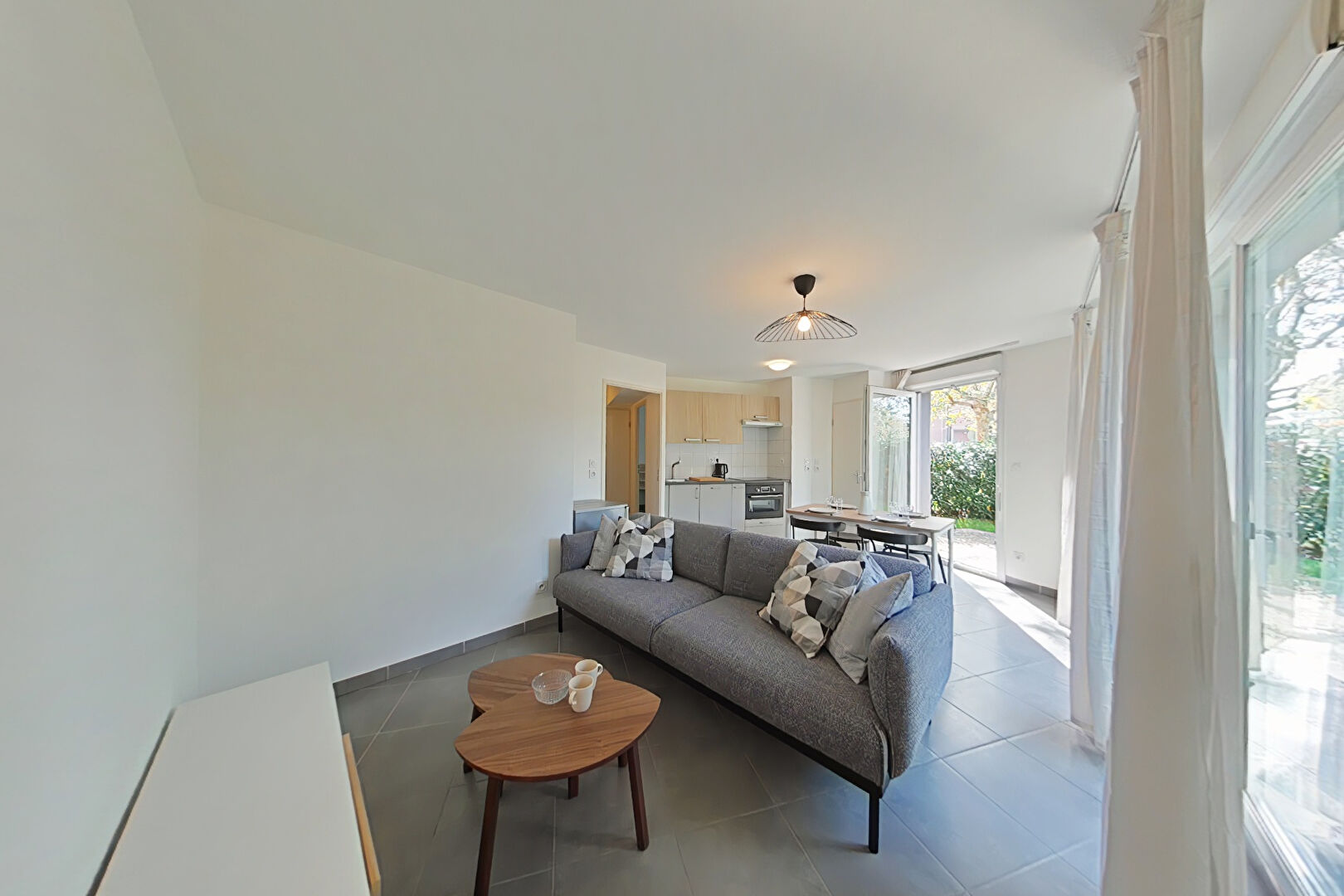 URBAN CITY A04 – Appartement 2 pièces meublé avec jardin  – MEYZIEU