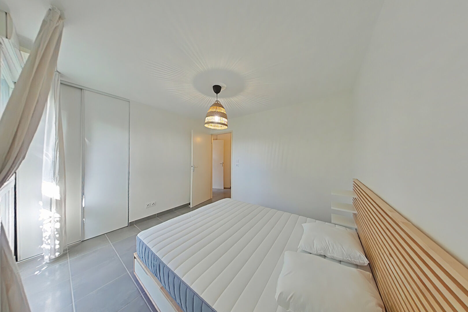 URBAN CITY A04 – Appartement 2 pièces meublé avec jardin  – MEYZIEU