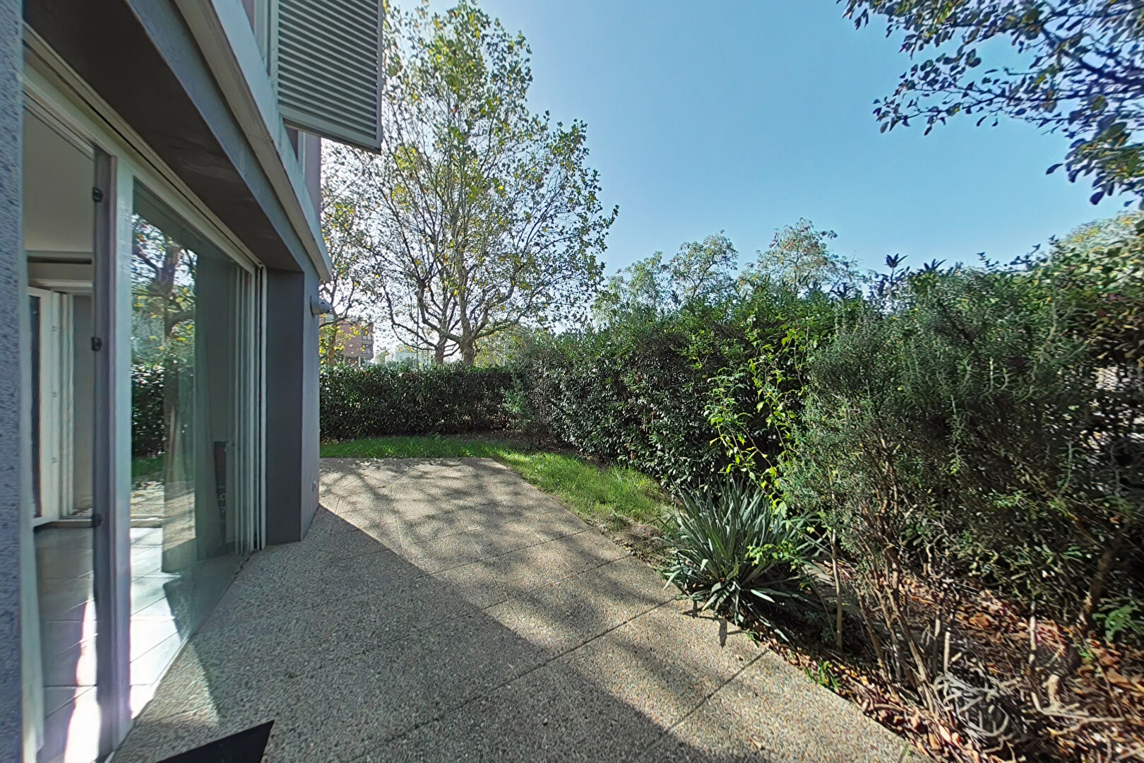 URBAN CITY A04 – Appartement 2 pièces meublé avec jardin  – MEYZIEU