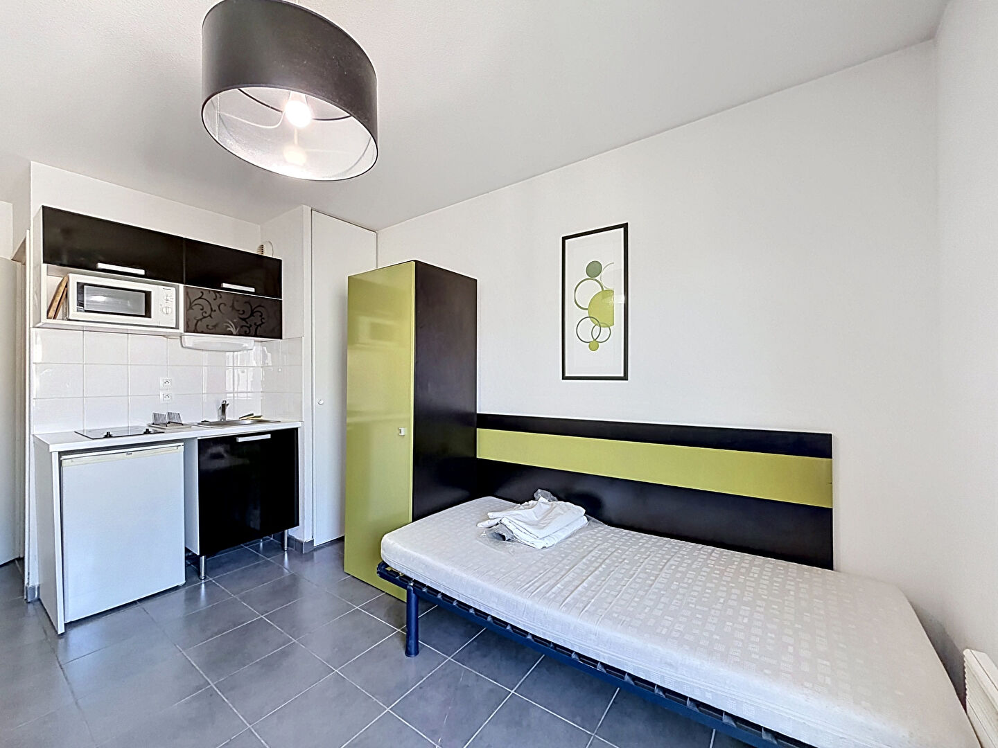 MICHEL ANGE 504-A – Studio meublé de 18m²  – LYON 07 JEAN GAY