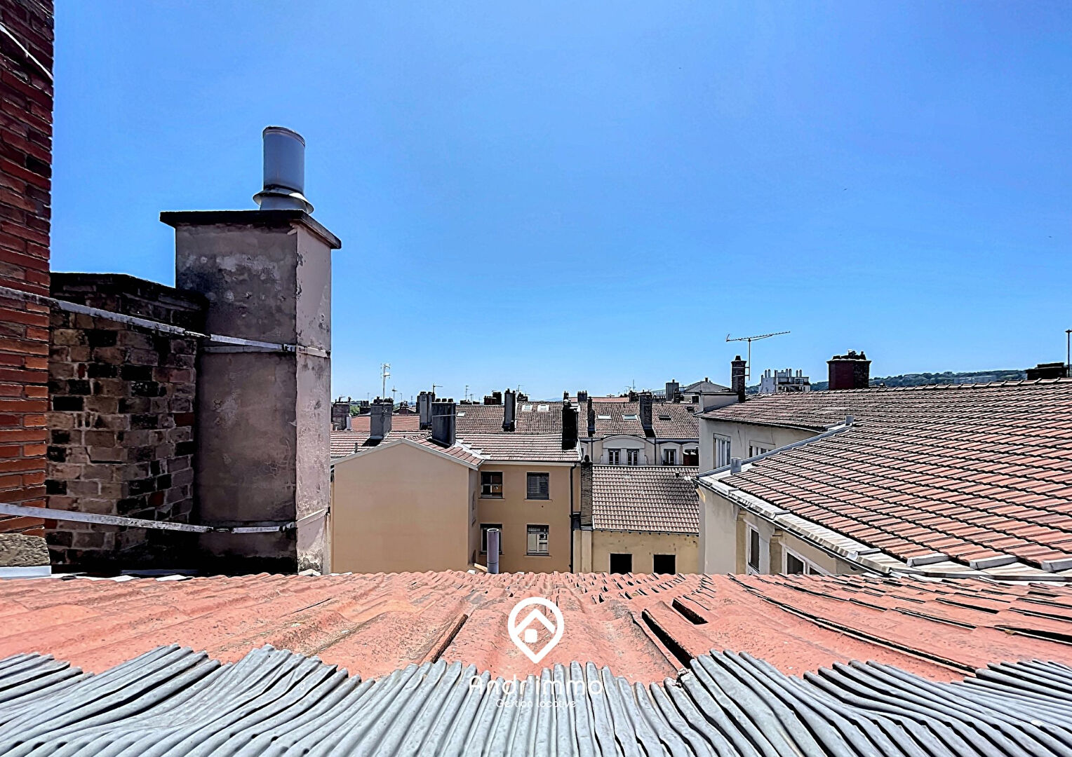 ELEVIA – Duplex meublé de 100m² carrez + 51m² hors carrez – LYON 02 CARNOT
