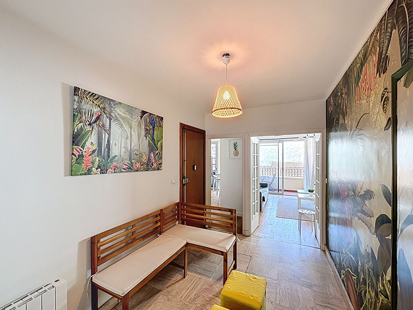 AINAY PLESSIER –  T4 meublé de 69 m² avec balcons – LYON 02 CARNOT