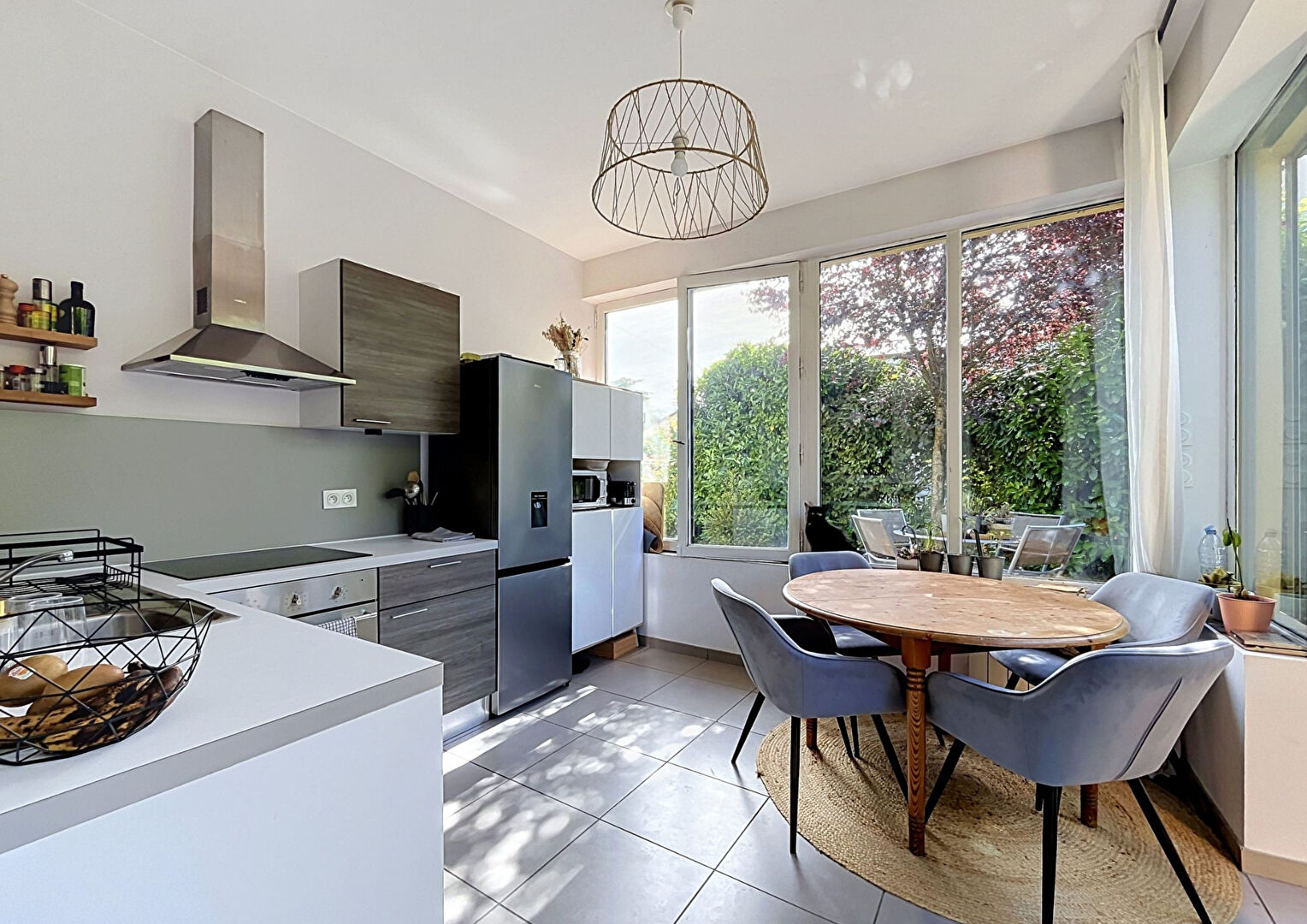 SEQUOIA 09- T3 de 53.00m² avec Terrasse et Garage en sous-sol- OULLINS PIERRE-BENITE
