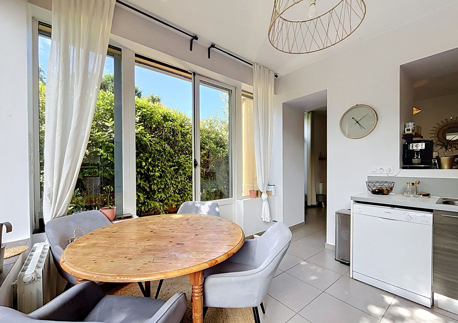 SEQUOIA 09- T3 de 53.00m² avec Terrasse et Garage en sous-sol- OULLINS PIERRE-BENITE