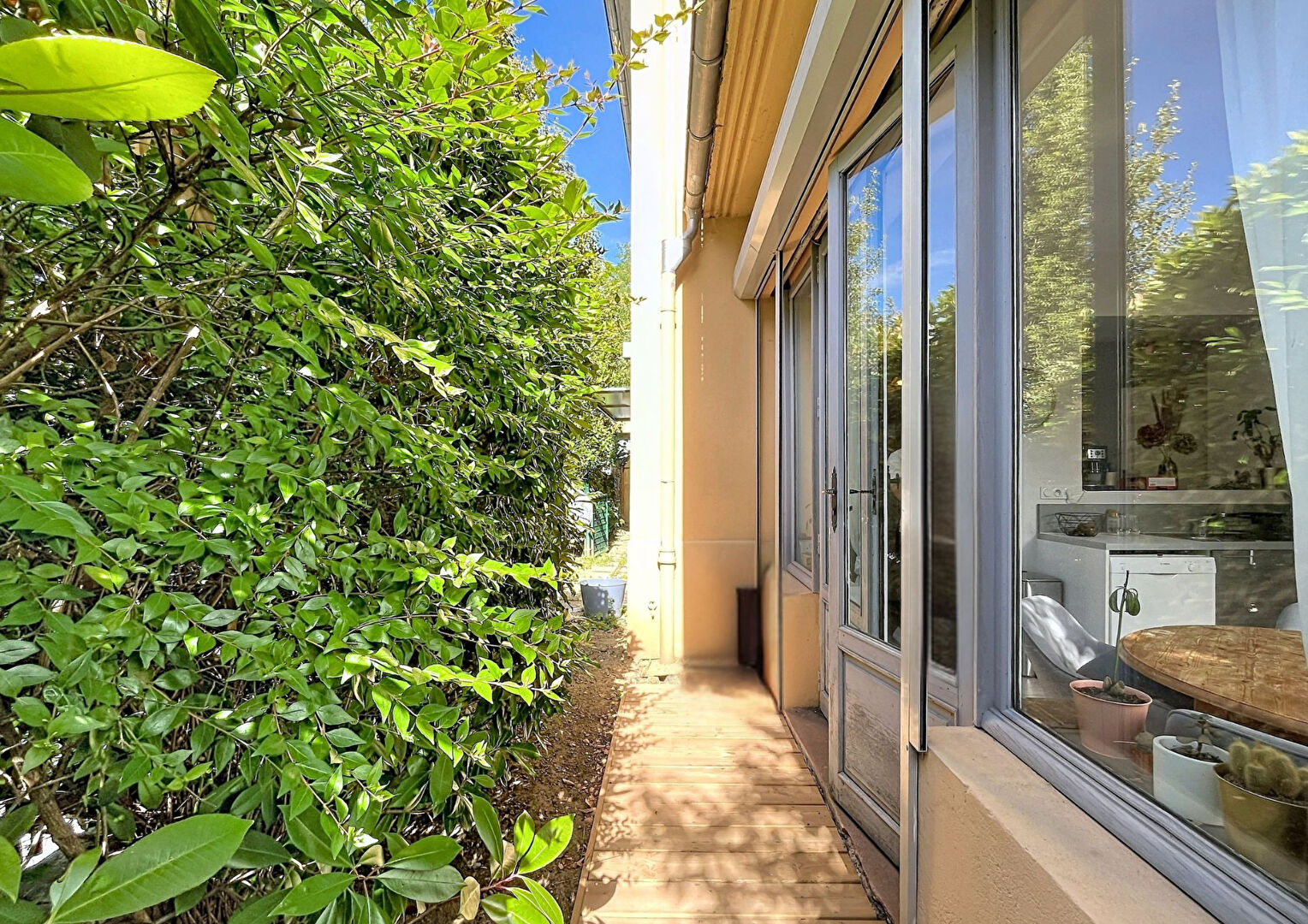 SEQUOIA 09- T3 de 53.00m² avec Terrasse et Garage en sous-sol- OULLINS PIERRE-BENITE
