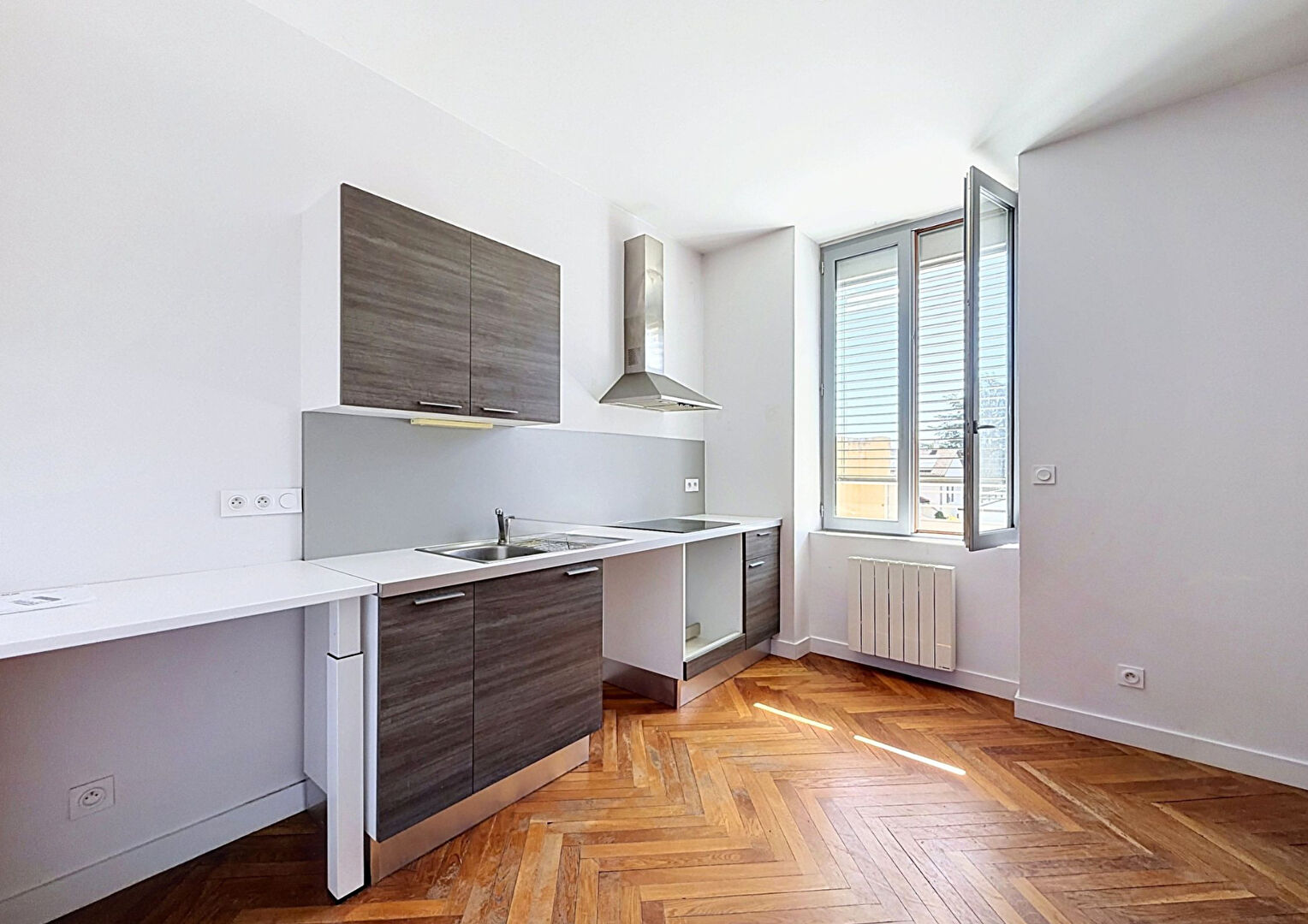 SEQUOIA 08 – T4 de 68.99m² (98.05m² au sol)  avec Terrasse et Box en sous-sol- OULLINS PIERRE-BENITE