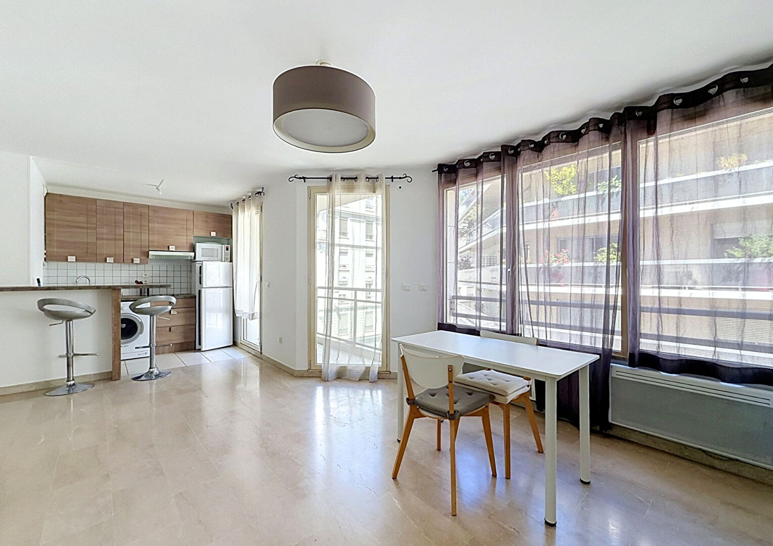 LE CARRÉ HAUSSMANN – Studio 37.38m² meublé avec balcon et Cave – LYON 03
