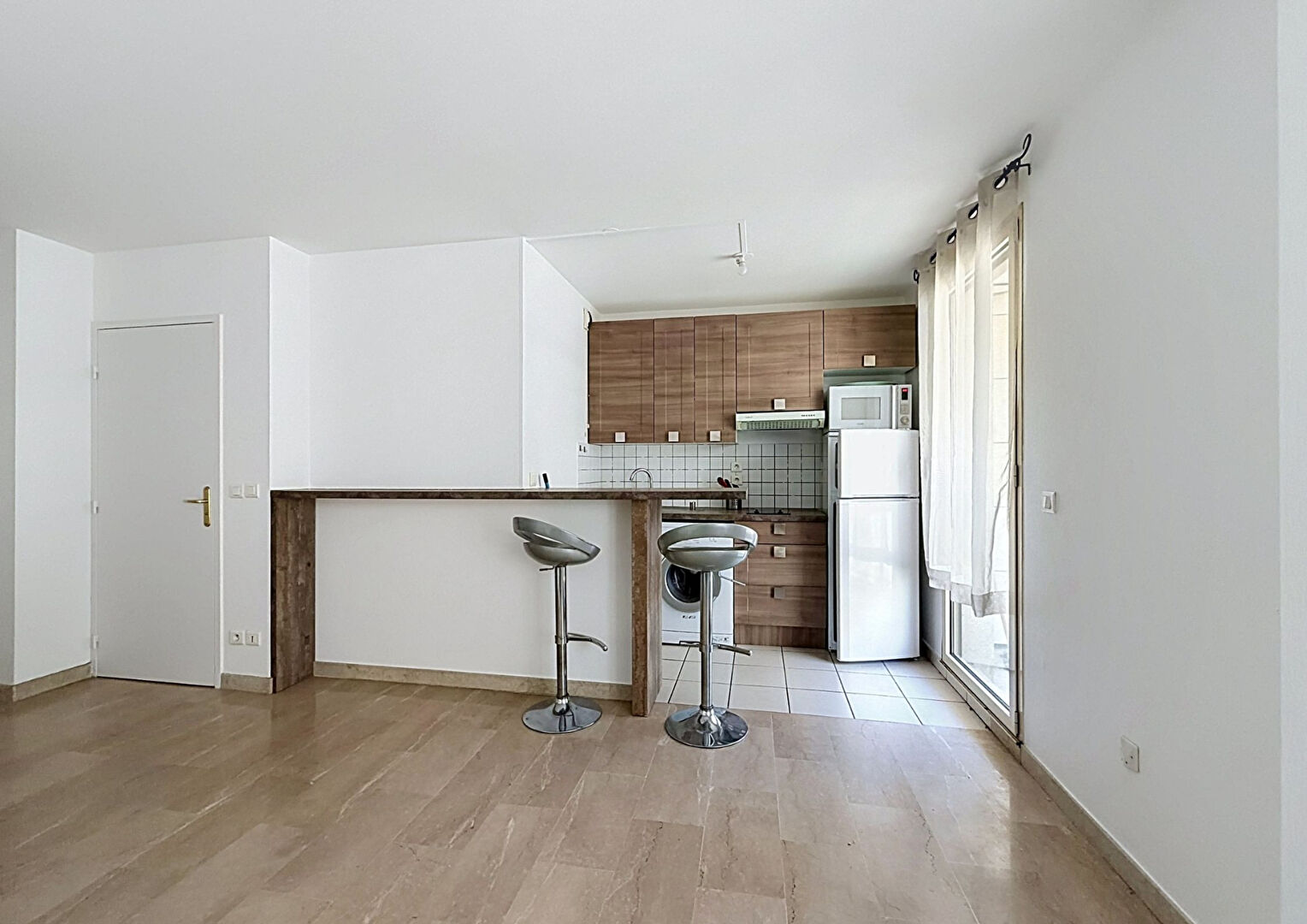 LE CARRÉ HAUSSMANN – Studio 37.38m² meublé avec balcon et Cave – LYON 03