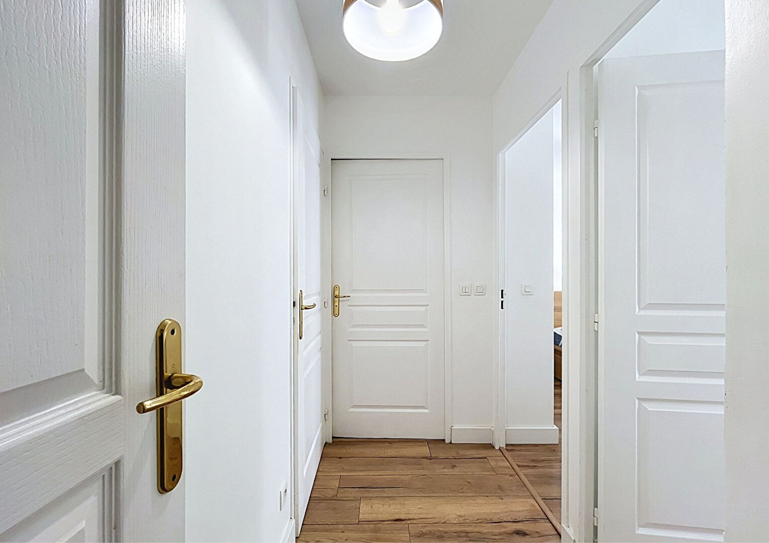 NOUVEAU MONDE – T3 meublé de 63.38m² avec loggia et box sécurisé – LYON 07 – Jean Macé