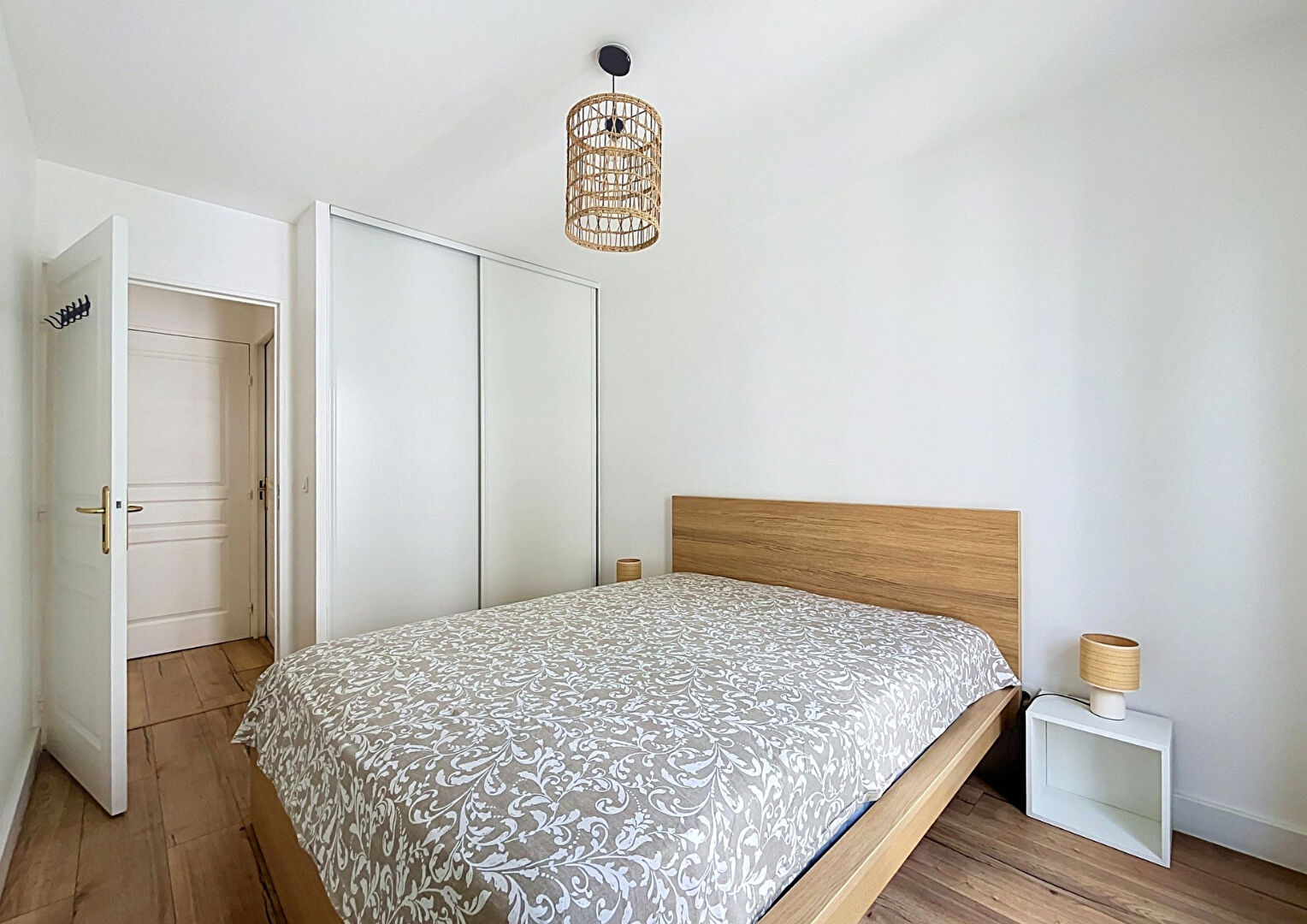 NOUVEAU MONDE – T3 meublé de 63.38m² avec loggia et box sécurisé – LYON 07 – Jean Macé