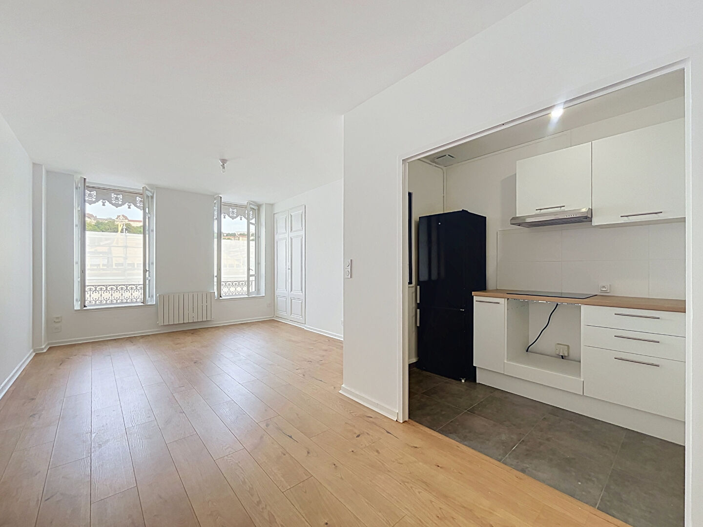 ADELAIDE D5 – T2 entièrement rénové 48,16 m² -LYON 2 -Quartier Ainay / Bellecour