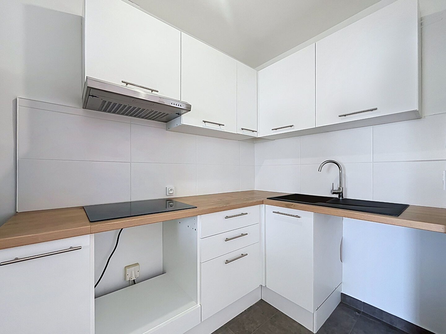 ADELAIDE D5 – T2 entièrement rénové 48,16 m² -LYON 2 -Quartier Ainay / Bellecour