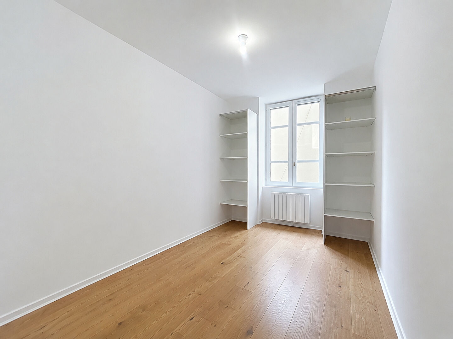 ADELAIDE D5 – T2 entièrement rénové 48,16 m² -LYON 2 -Quartier Ainay / Bellecour