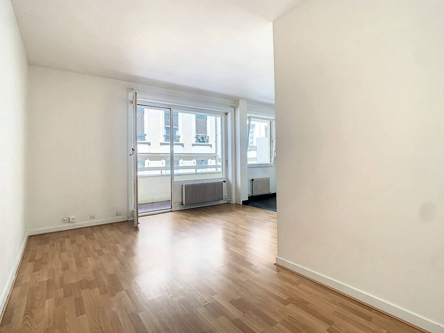 VAUBECOUR – Studio meublé de 30.64 m² avec balcon – LYON 2 CARNOT
