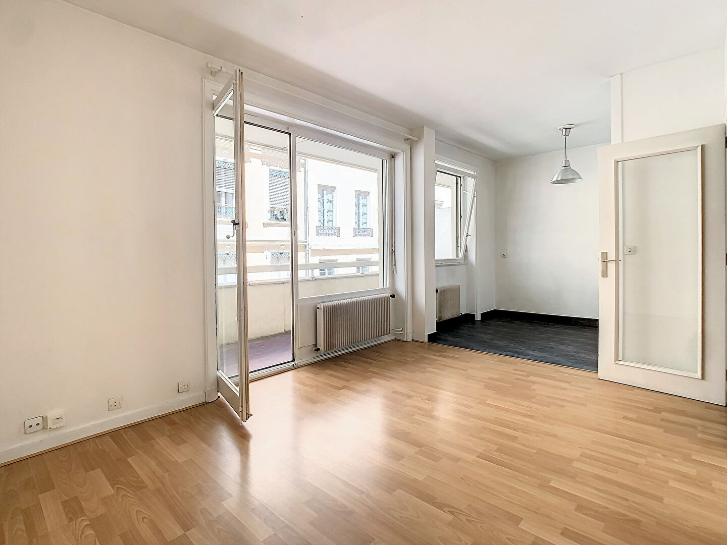 VAUBECOUR – Studio meublé de 30.64 m² avec balcon – LYON 2 CARNOT