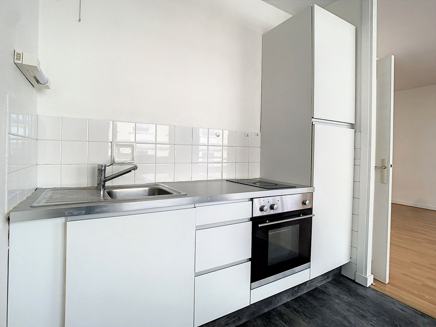 VAUBECOUR – Studio meublé de 30.64 m² avec balcon – LYON 2 CARNOT