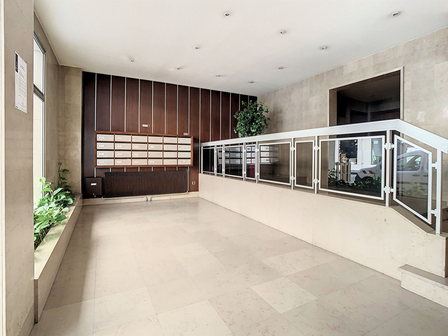 VAUBECOUR – Studio meublé de 30.64 m² avec balcon – LYON 2 CARNOT