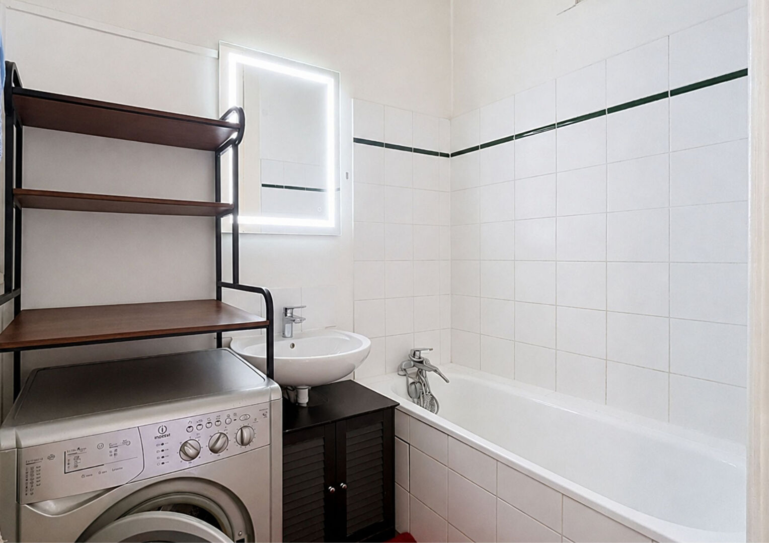 48 CONDE – T2 de 45.69m² avec balcon et vue sur les quais – LYON 02 CHARITE