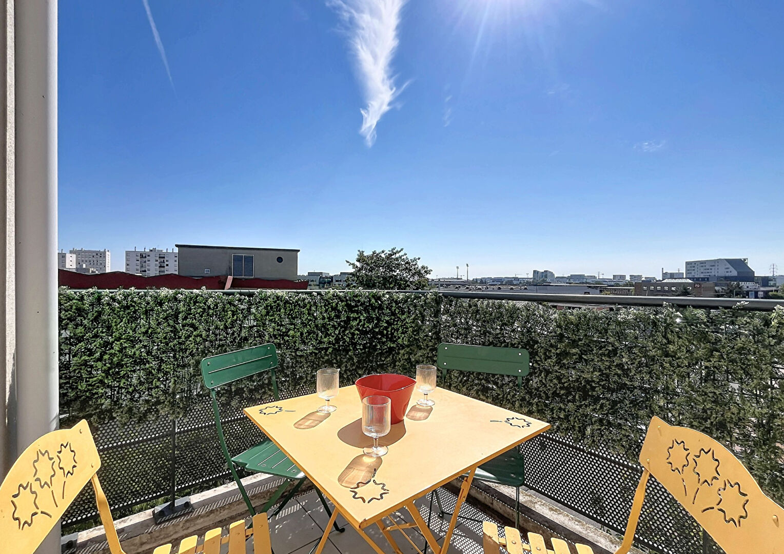 ALLEES VENISSIANES – T3 meublé de 57.98m² avec stationnement en sous-sol et terrasse – VENISSIEUX