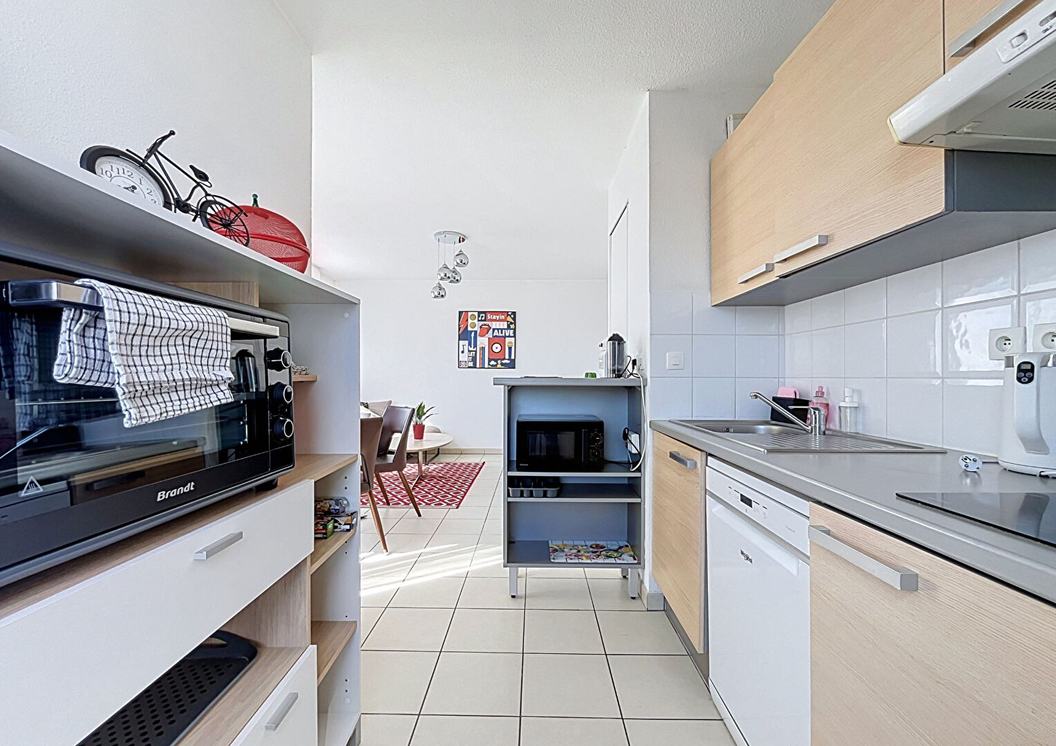 ALLEES VENISSIANES – T3 meublé de 57.98m² avec stationnement en sous-sol et terrasse – VENISSIEUX
