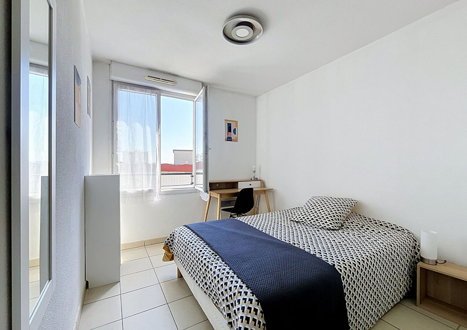 ALLEES VENISSIANES – T3 meublé de 57.98m² avec stationnement en sous-sol et terrasse – VENISSIEUX