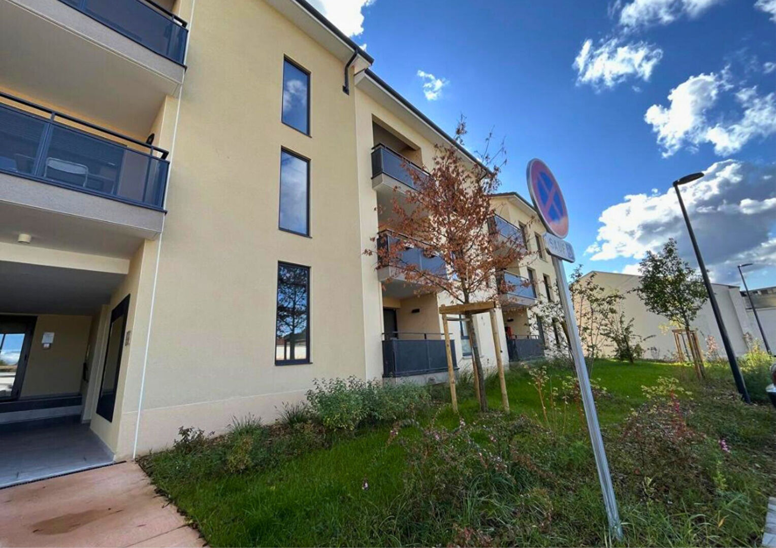 CARRE FLORE B204 – Appartement 3 pièces de 60.16 m² avec loggia et stationnement – BOURGOIN JALLIEU