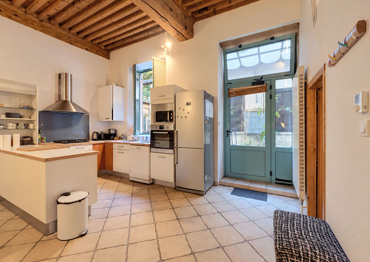 ATELIER – T3bis meublé de 54.28m² carrez et 74.71m² au sol – CROIX ROUSSE