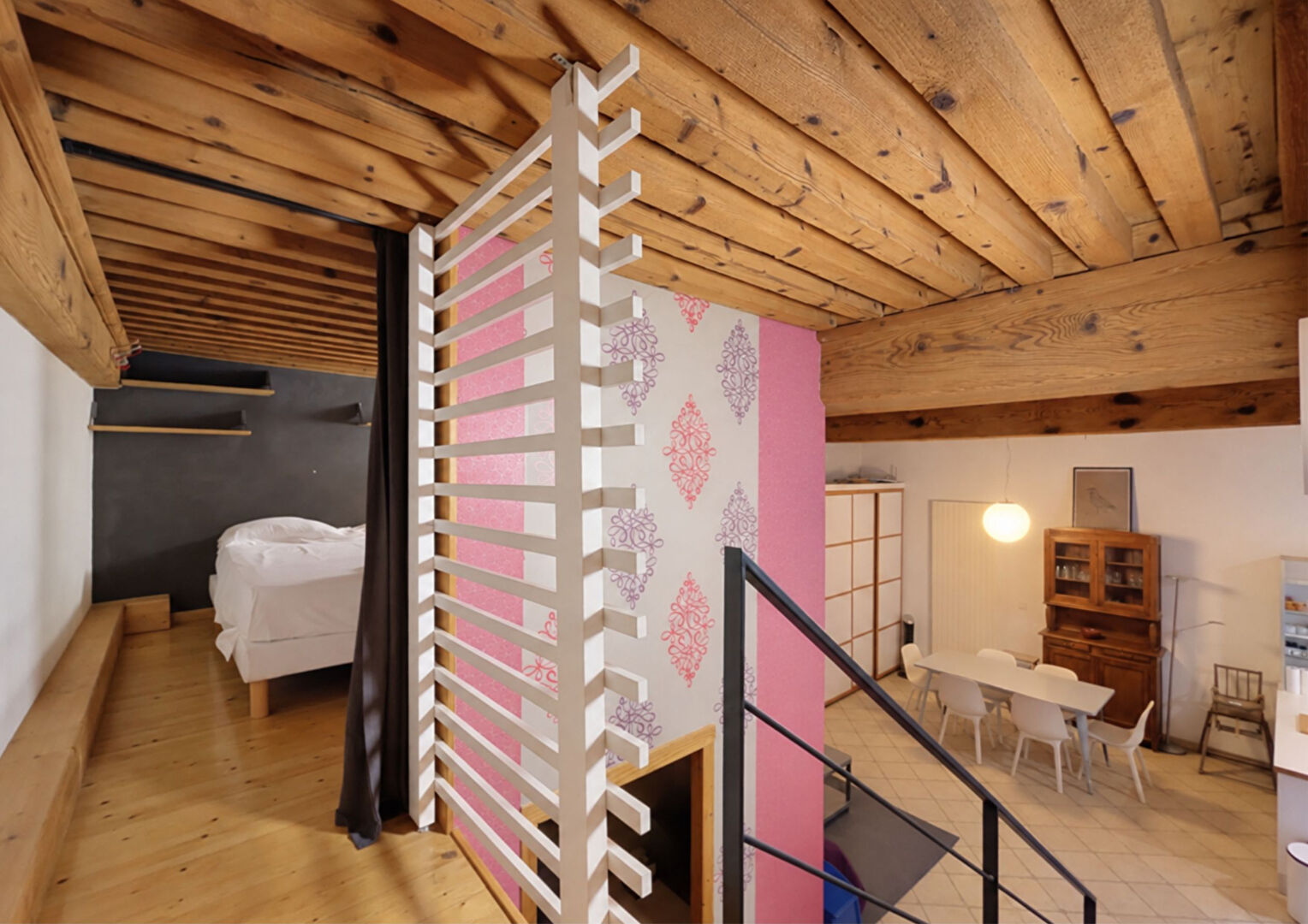ATELIER – T3bis meublé de 54.28m² carrez et 74.71m² au sol – CROIX ROUSSE