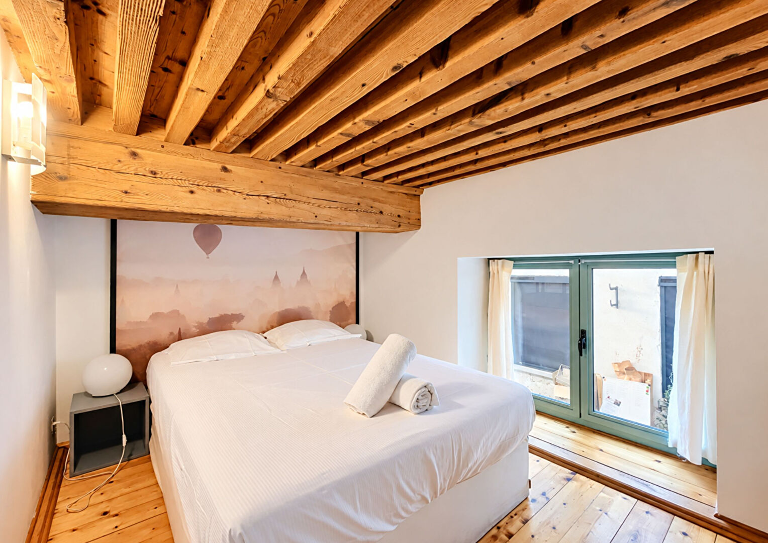 ATELIER – T3bis meublé de 54.28m² carrez et 74.71m² au sol – CROIX ROUSSE